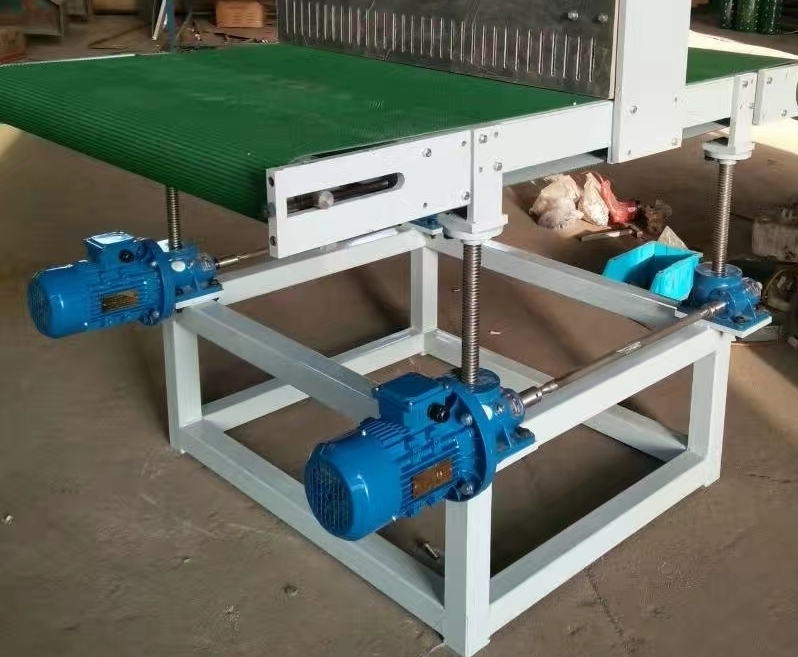 砂光機配套的csd帶式輸送機.jpg